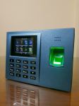 Máy chấm công vân tay 9300Pro